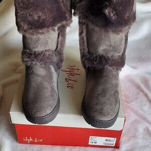 Style & Co Women's Witty Winter Boots  Grey, size 10M,  Brand New in Box